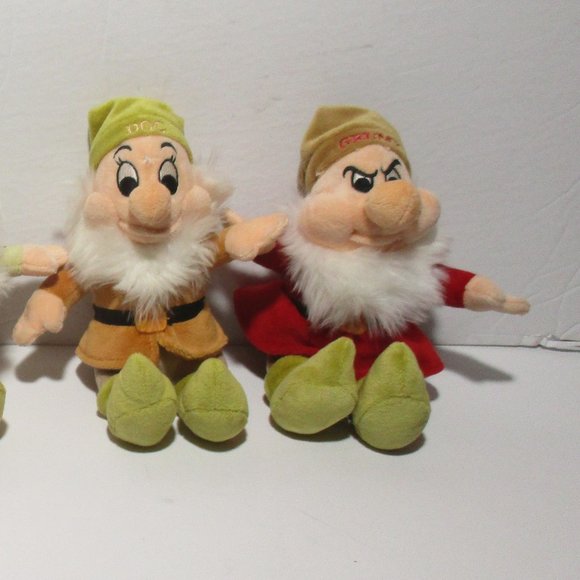 Lot Of 5 Snow White The Seven Dwarfs Doll Plush Disney Store 9" - Picture 3 of 9